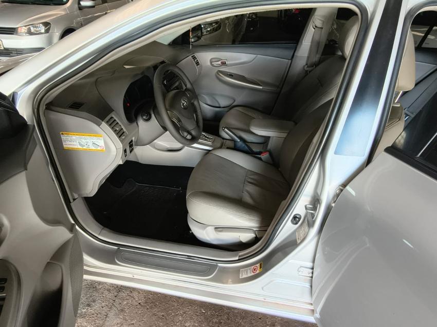 TOYOTA Corolla - Foto