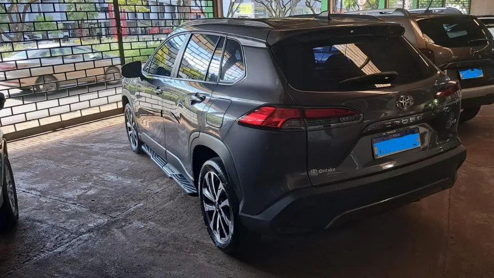 TOYOTA Corolla Cross - Foto