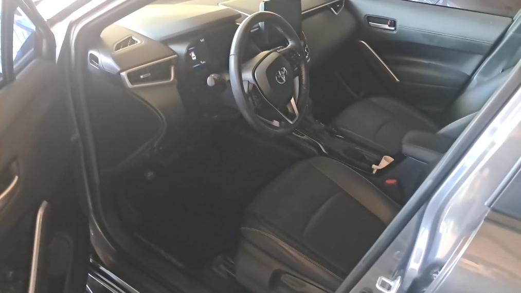 TOYOTA Corolla Cross - Foto