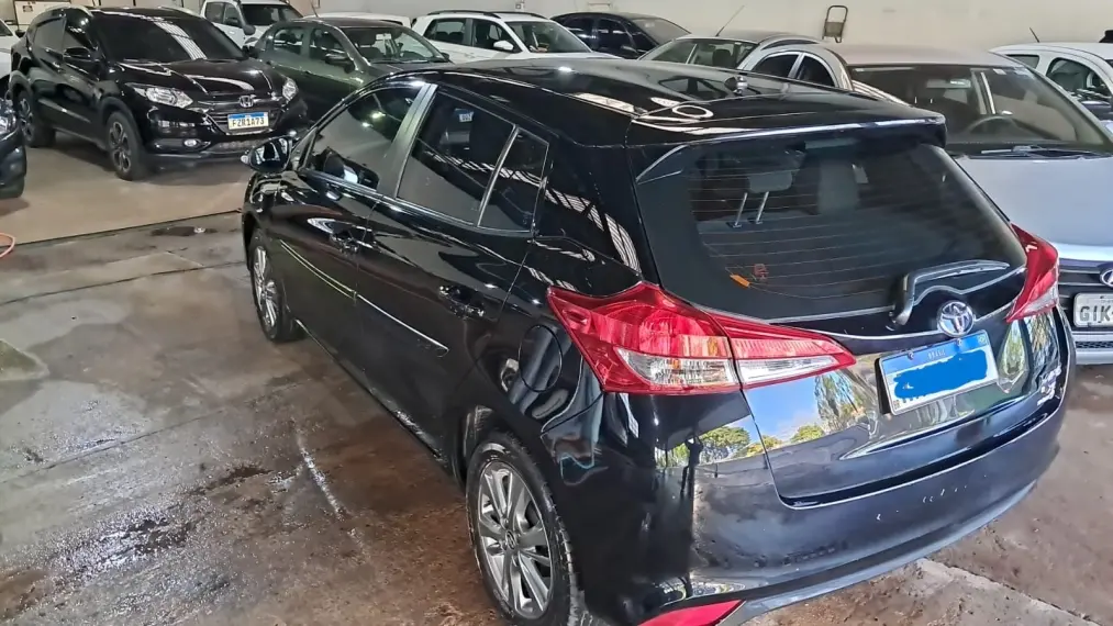 TOYOTA Yaris Hatch - Foto