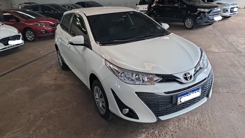 TOYOTA Yaris Hatch