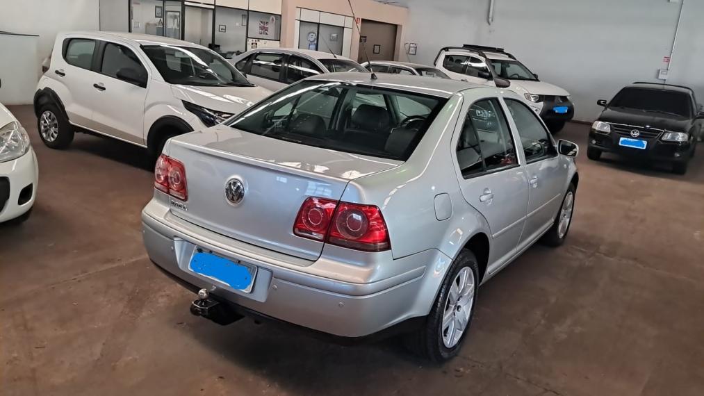 VOLKSWAGEN Bora - Foto