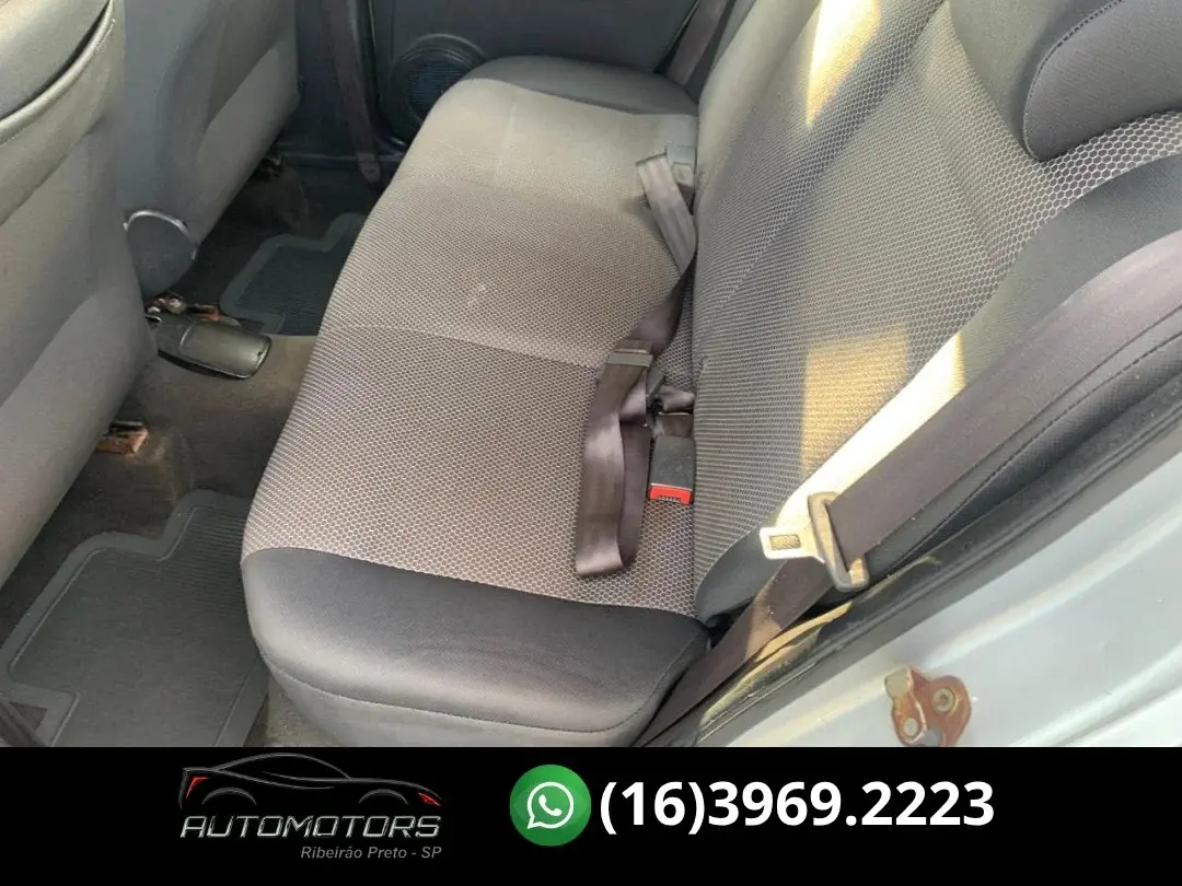 VOLKSWAGEN Fox - Foto