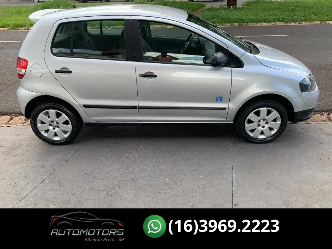 VOLKSWAGEN Fox - Foto