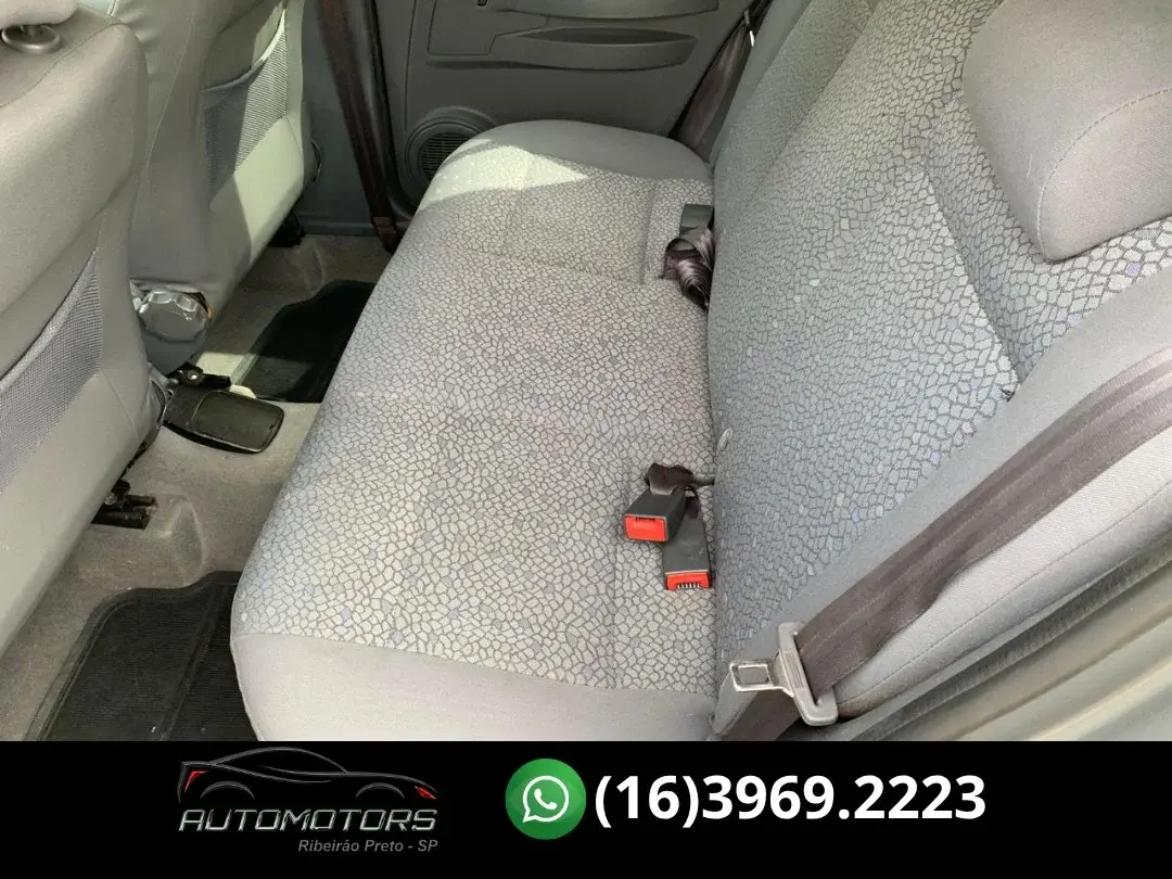 VOLKSWAGEN Fox - Foto