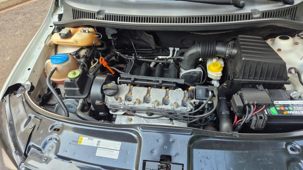 VOLKSWAGEN Fox - Foto