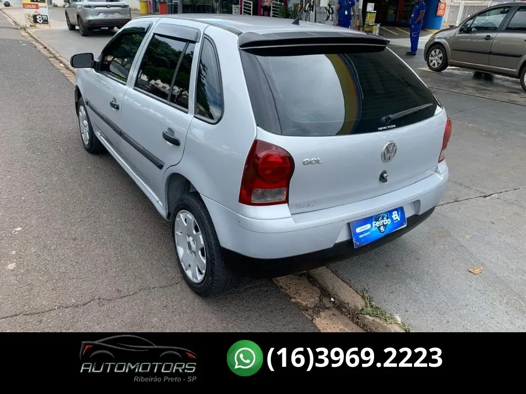 VOLKSWAGEN Gol - Foto