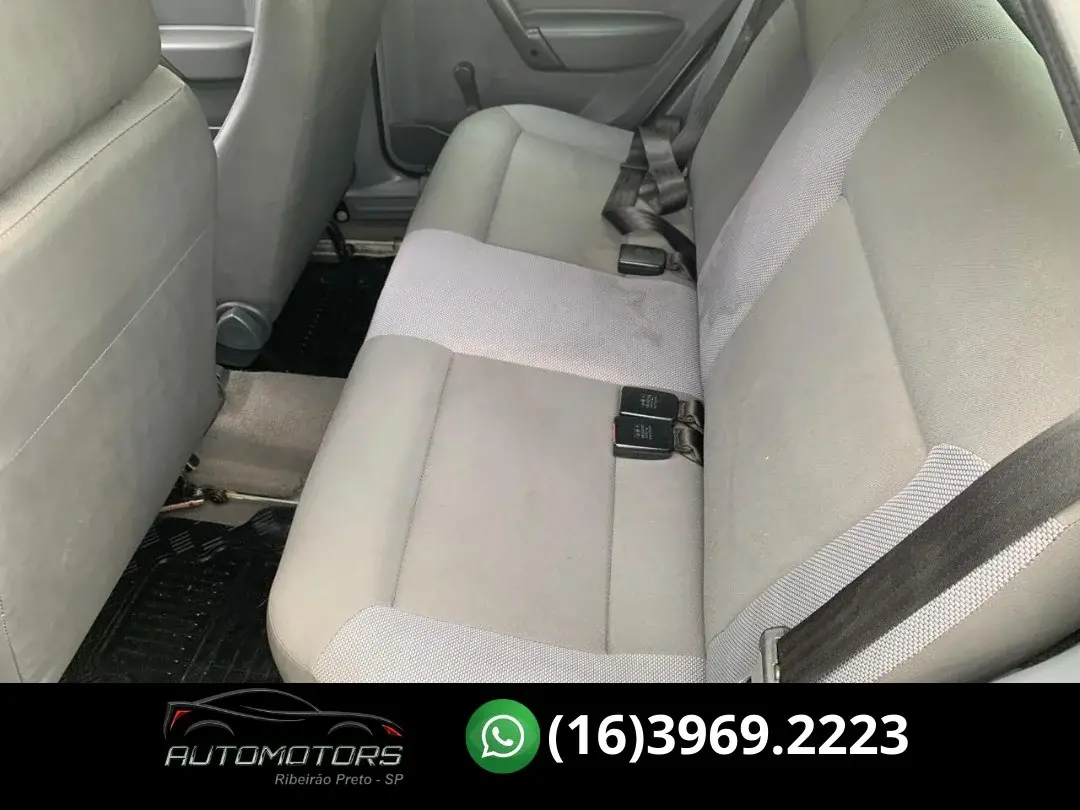 VOLKSWAGEN Gol - Foto