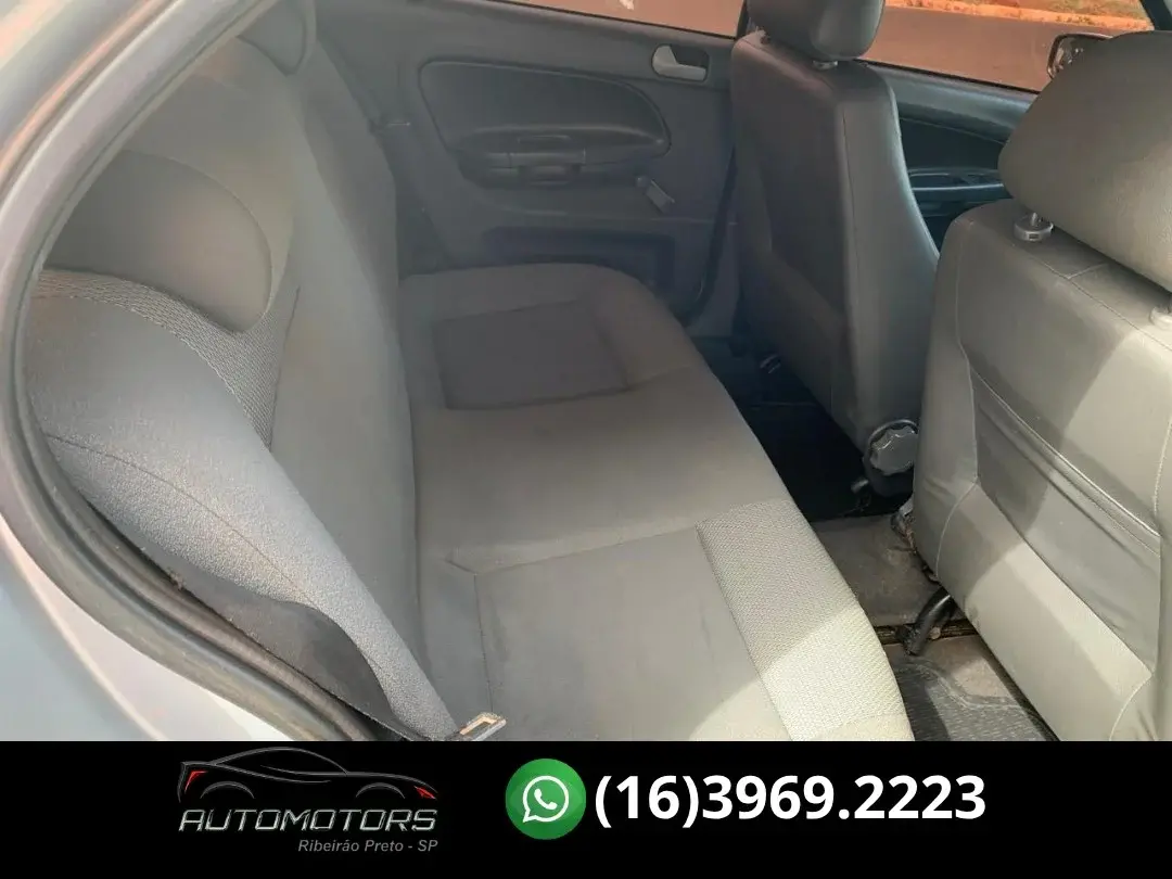 VOLKSWAGEN Gol - Foto