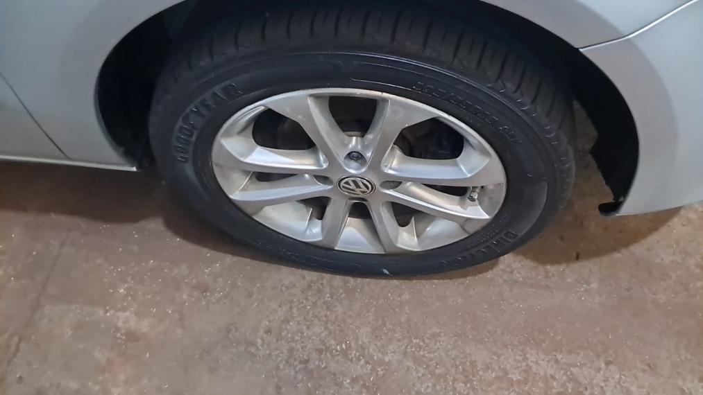 VOLKSWAGEN Gol - Foto