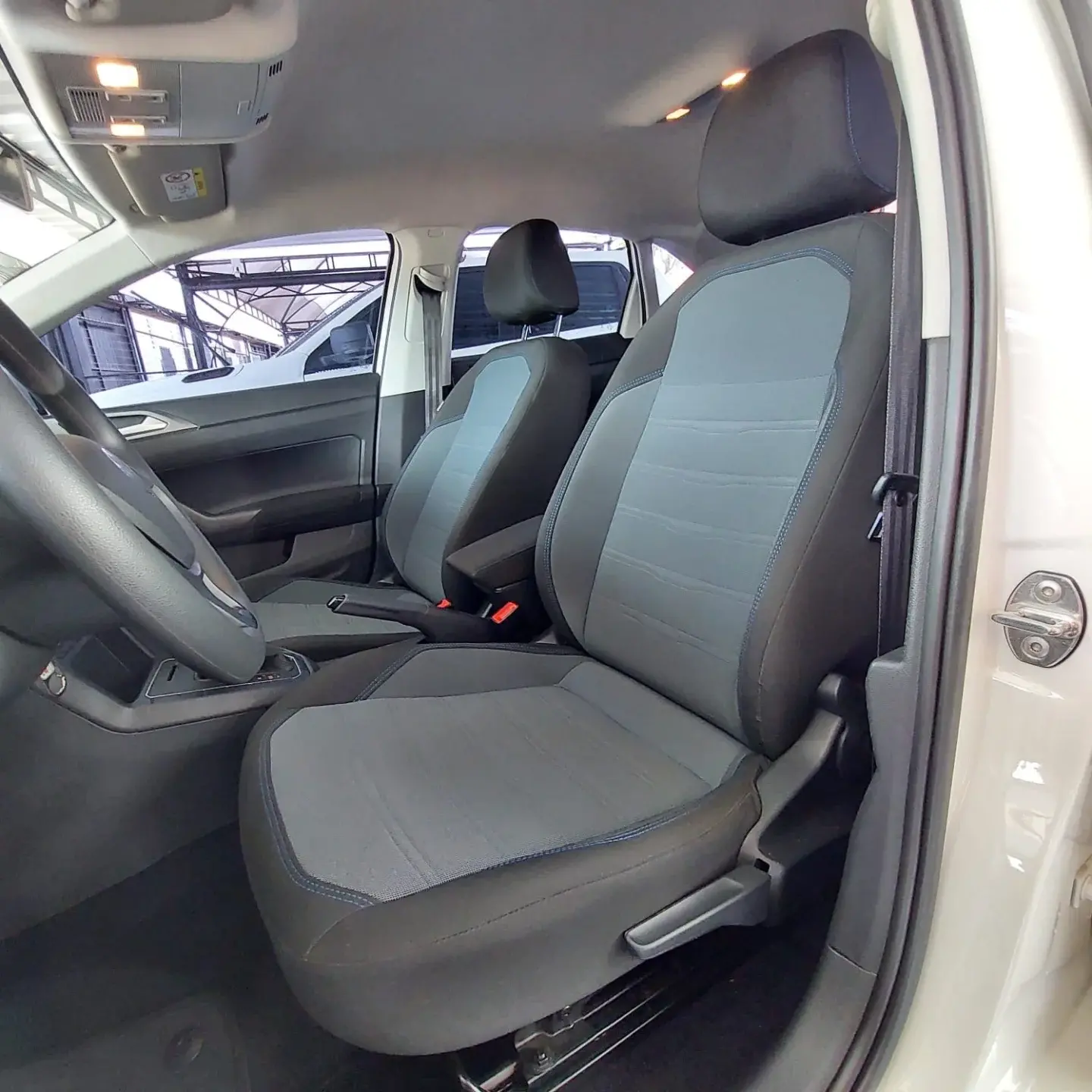 VOLKSWAGEN Nivus - Foto