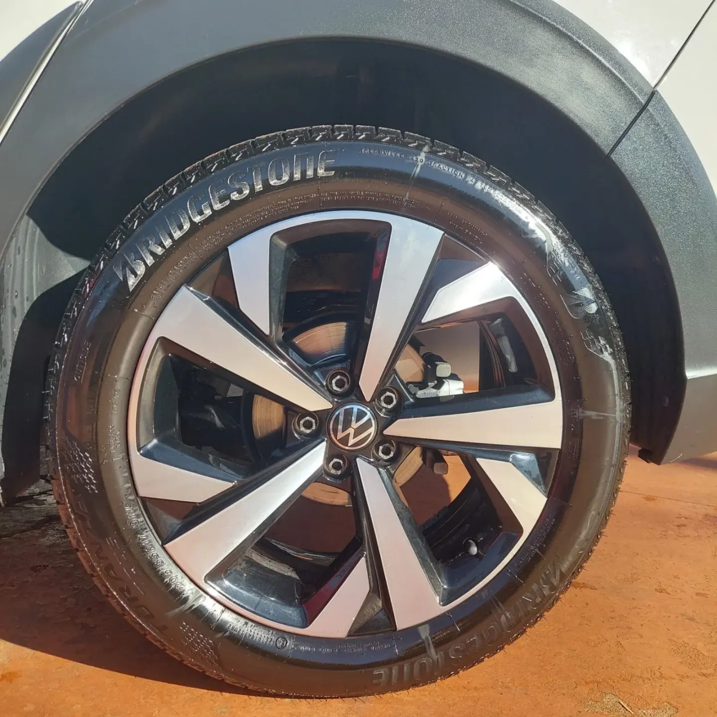 VOLKSWAGEN Nivus - Foto