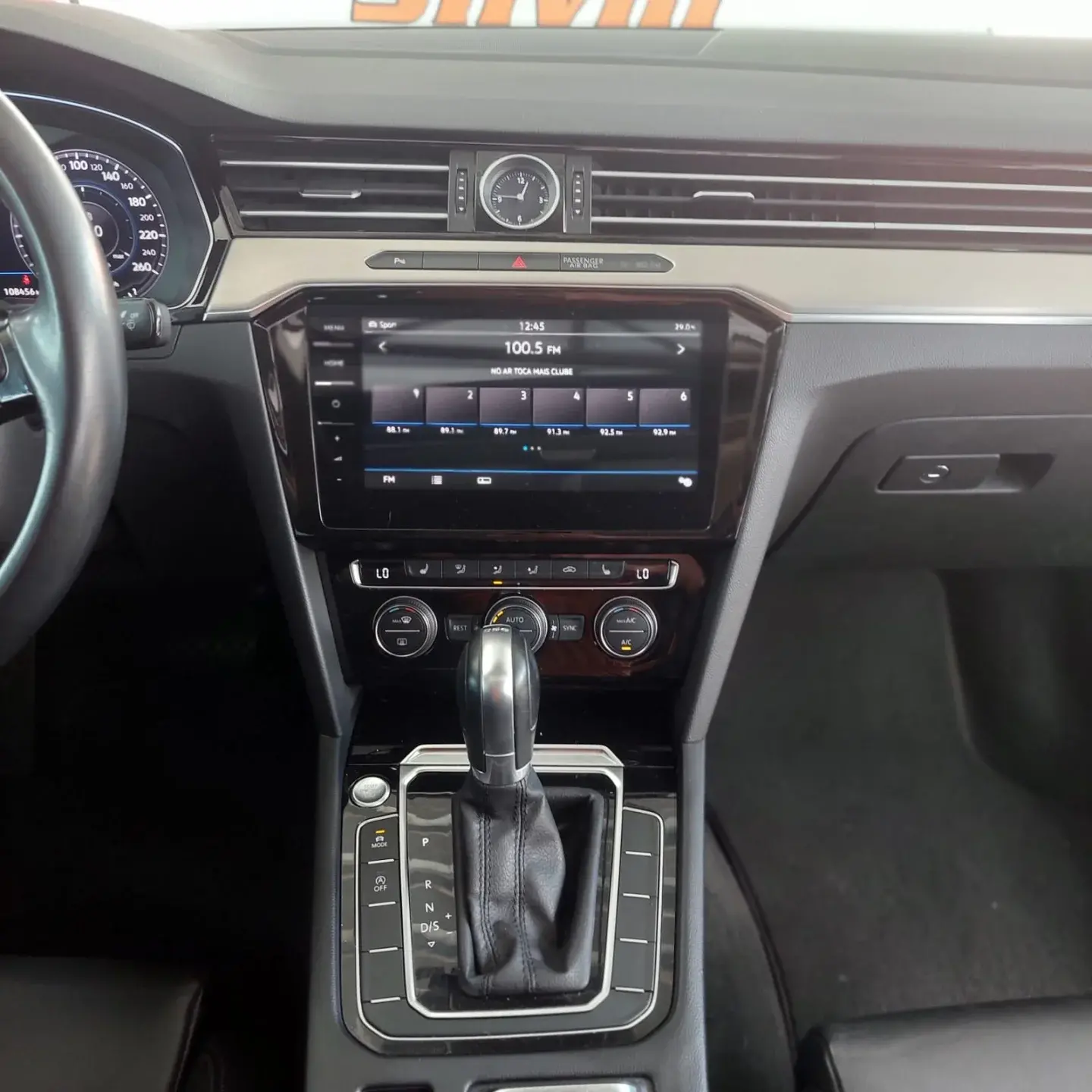 VOLKSWAGEN Passat - Foto