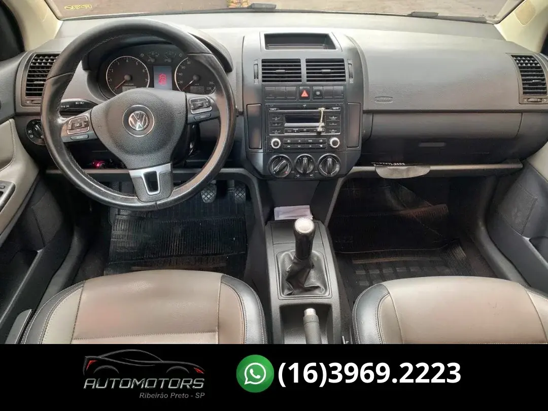 VOLKSWAGEN Polo Hatch - Foto