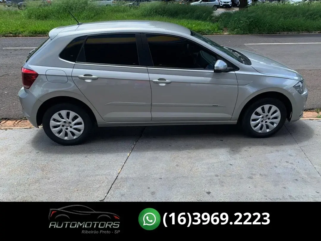 VOLKSWAGEN Polo Hatch - Foto