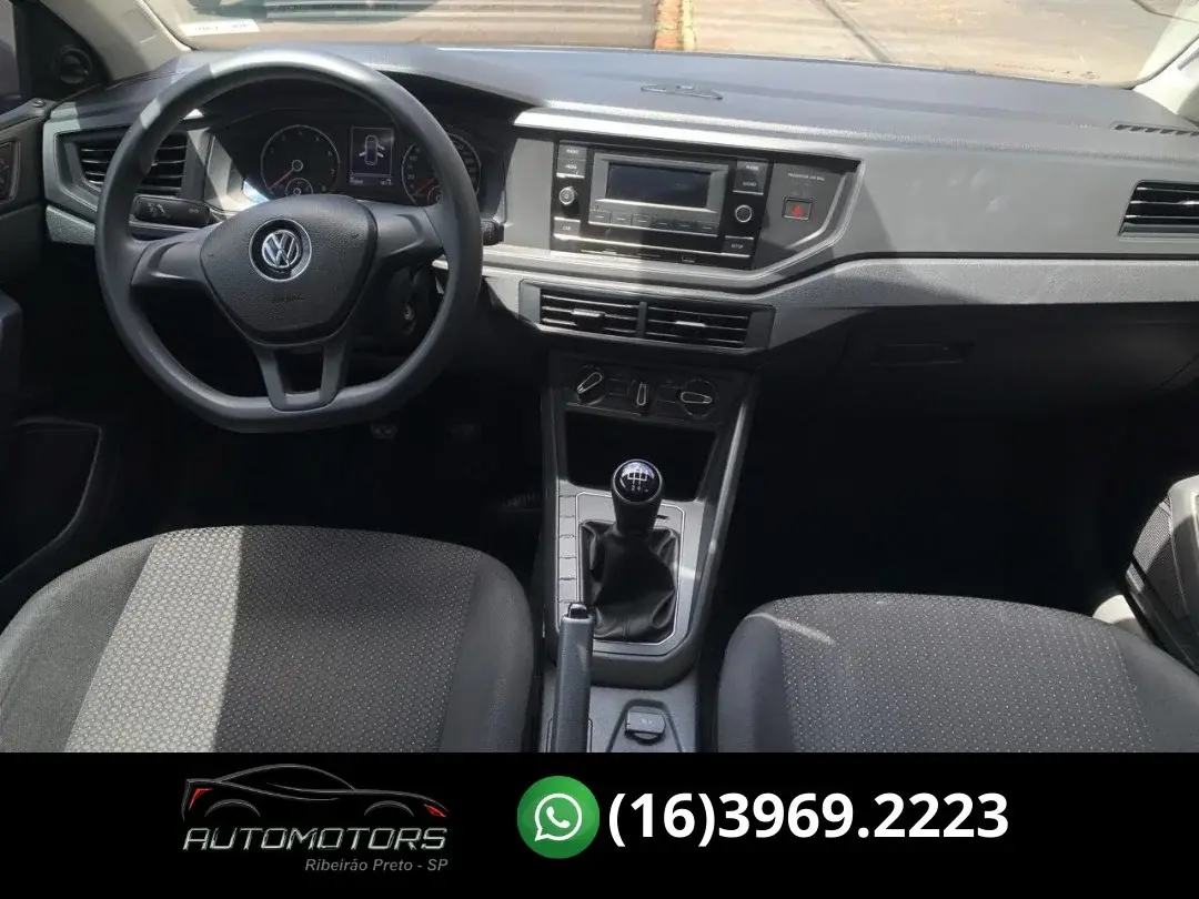 VOLKSWAGEN Polo Hatch - Foto