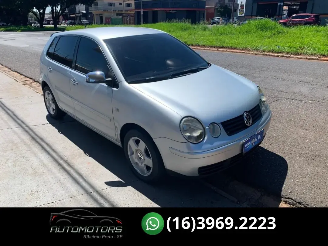 VOLKSWAGEN Polo Hatch - Foto