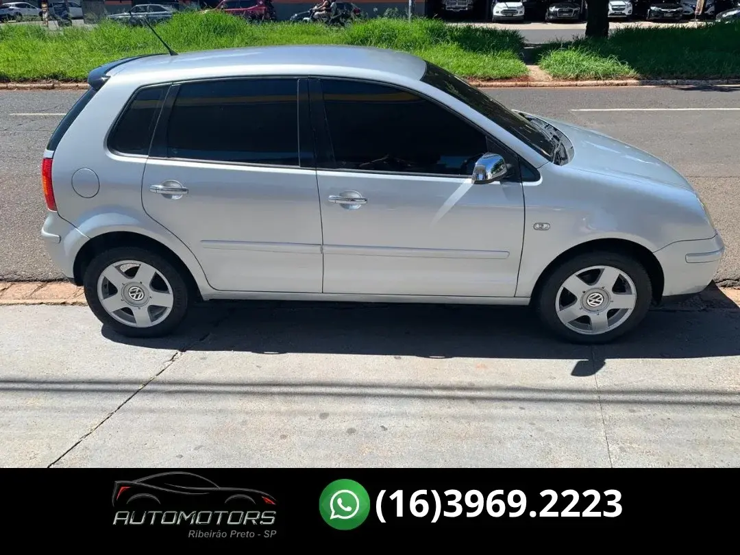 VOLKSWAGEN Polo Hatch - Foto