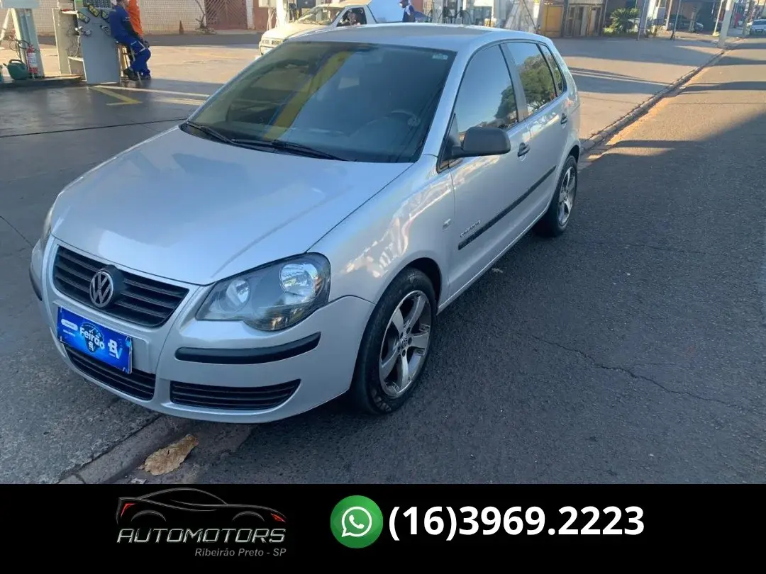 VOLKSWAGEN Polo Hatch - Foto