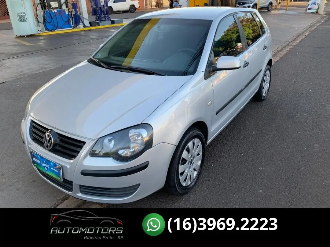 VOLKSWAGEN Polo Hatch - Foto