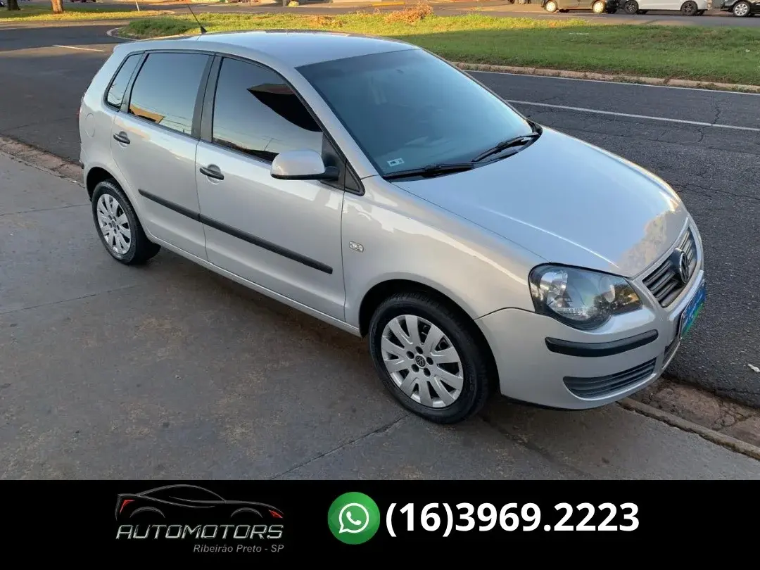 VOLKSWAGEN Polo Hatch - Foto