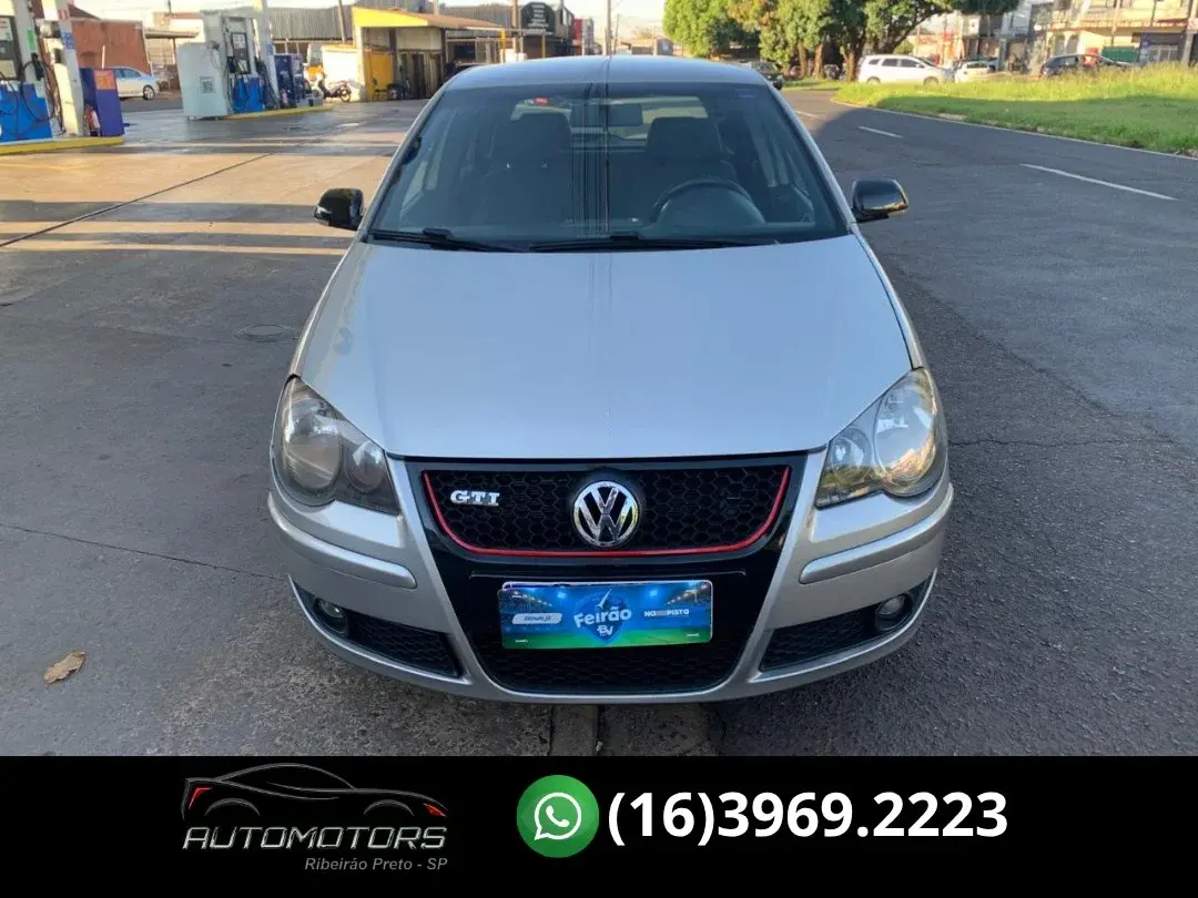 VOLKSWAGEN Polo Hatch - Foto