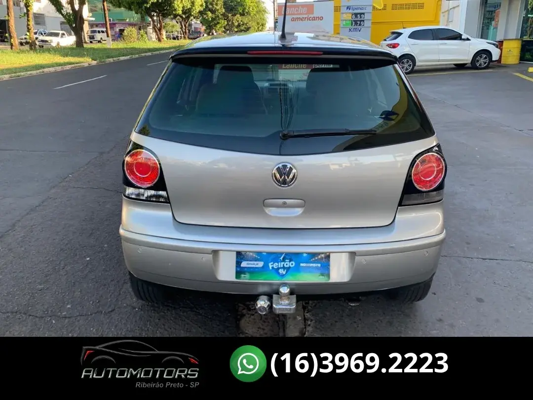 VOLKSWAGEN Polo Hatch - Foto