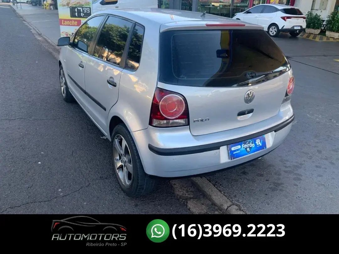 VOLKSWAGEN Polo Hatch - Foto