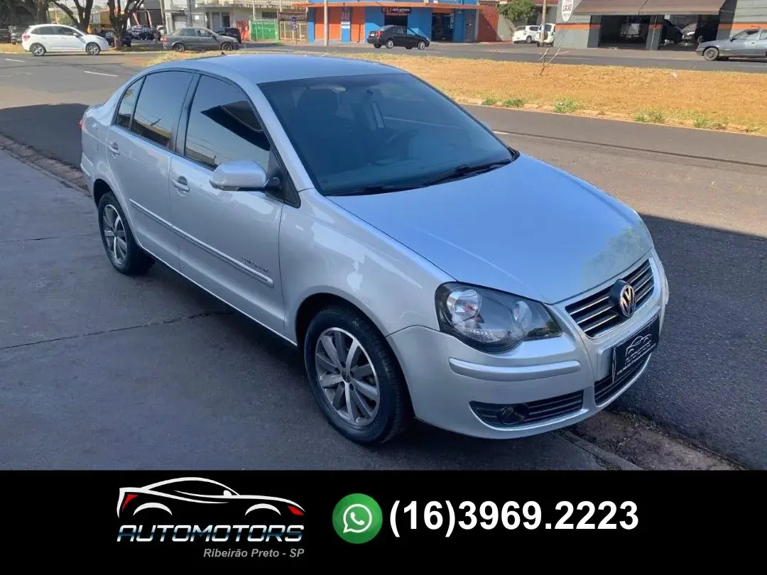 VOLKSWAGEN Polo Sedan - Foto