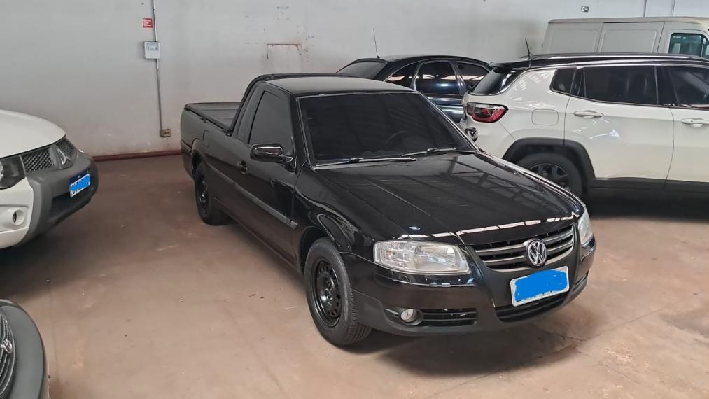 VOLKSWAGEN Saveiro - Foto