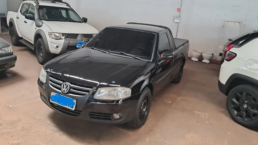 VOLKSWAGEN Saveiro - Foto