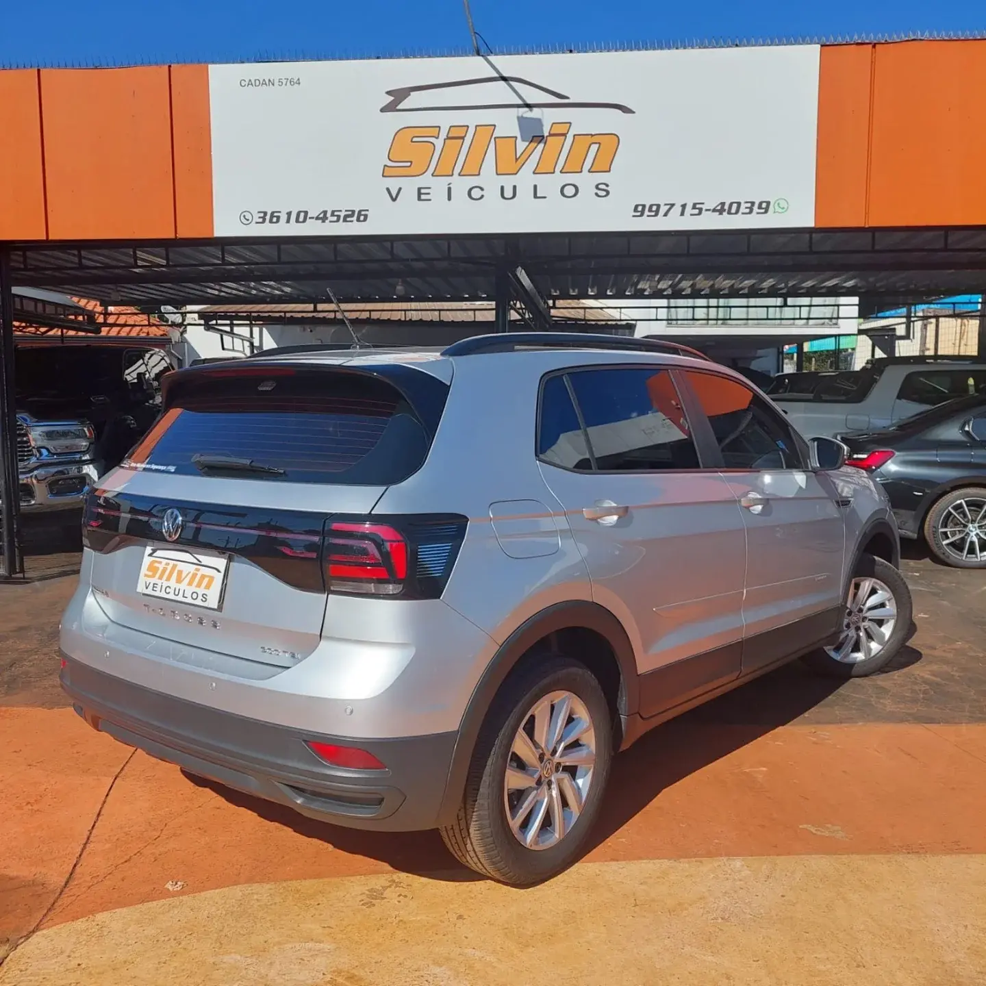 VOLKSWAGEN T-Cross - Foto