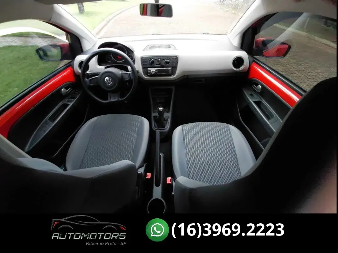 VOLKSWAGEN UP - Foto