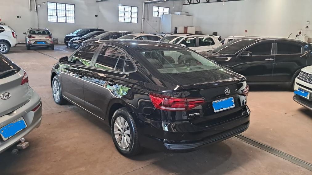 VOLKSWAGEN Virtus - Foto