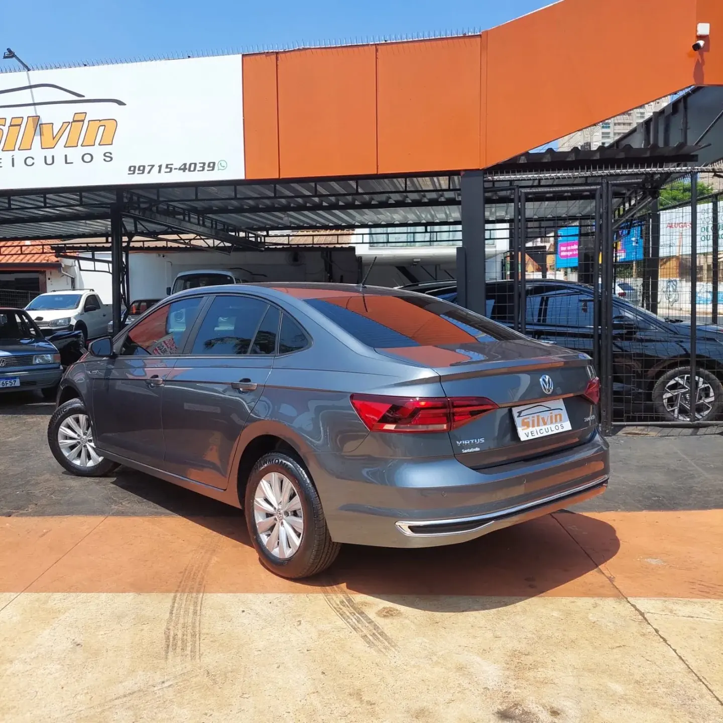 VOLKSWAGEN Virtus - Foto