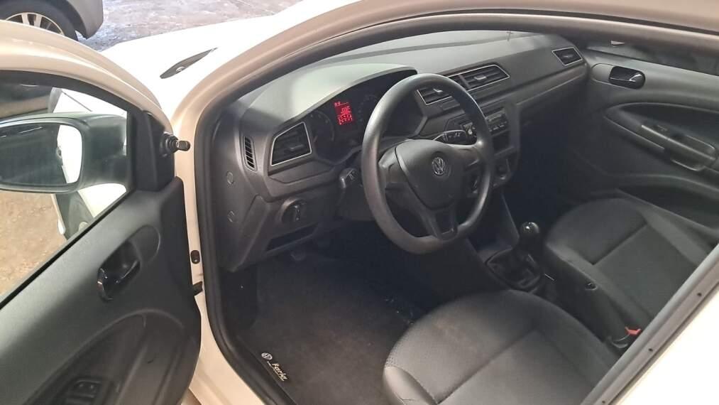 VOLKSWAGEN Voyage - Foto