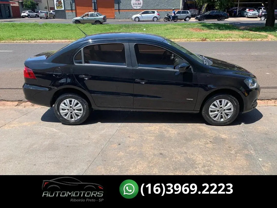 VOLKSWAGEN Voyage - Foto