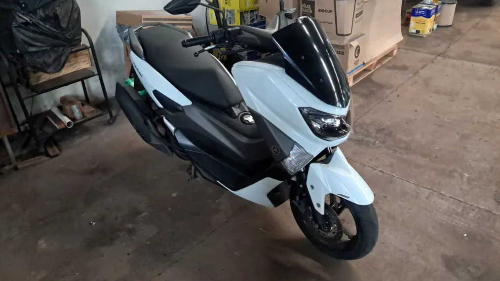 YAMAHA NMax 160 - Foto