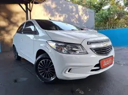 CHEVROLET Onix Hatch 1.0 4P FLEX LT