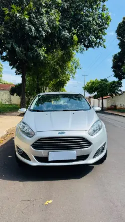 FORD Fiesta Hatch 1.6 16V 4P SEL FLEX