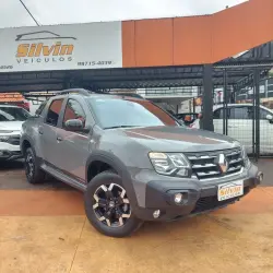RENAULT Oroch 1.3 16V 4P OUTSIDER TURBO TCe AUTOM�TICO CVT