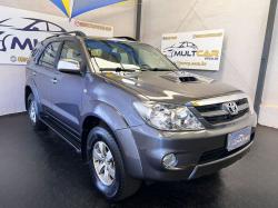 TOYOTA Hilux SW4 3.0 16V 4P SRV 4X4 TURBO DIESEL AUTOM�TICO