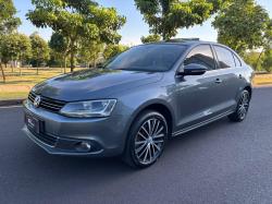 VOLKSWAGEN Jetta 2.0 4P TSI HIGHLINE 200 CV AUTOM�TICO