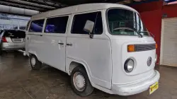 VOLKSWAGEN Kombi 