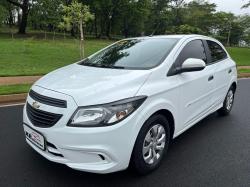 CHEVROLET Onix Hatch 1.0 4P FLEX JOY