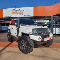 TROLLER T4 3.2 XLT 4X4 TURBO DIESEL INTERCOOLER