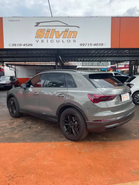 AUDI Q3 1.4 4P TFSI BLACK EDITION S-TRONIC AUTOMÁTICO, Foto 3