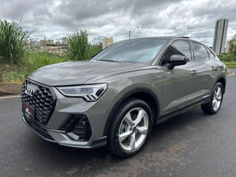 AUDI Q3 2.0 4P 40 TFSI SPORTBACK PERMORMANCE BLACK PLUS QUATTRO TIPTRONIC AUTOM�TICO, Foto 3