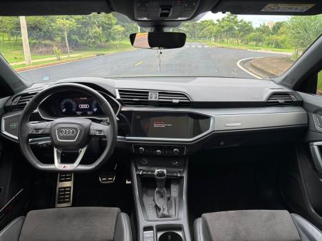 AUDI Q3 2.0 4P 40 TFSI SPORTBACK PERMORMANCE BLACK PLUS QUATTRO TIPTRONIC AUTOM�TICO, Foto 9