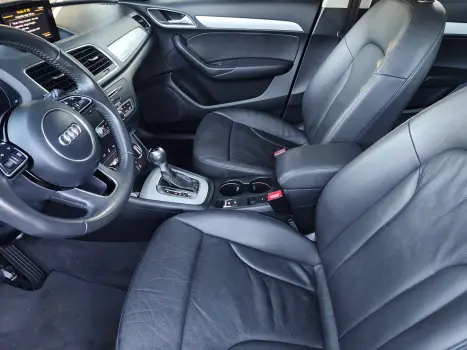 AUDI Q3 2.0 4P TFSI AMBIENTE QUATTRO S-TRONIC AUTOMTICO, Foto 12